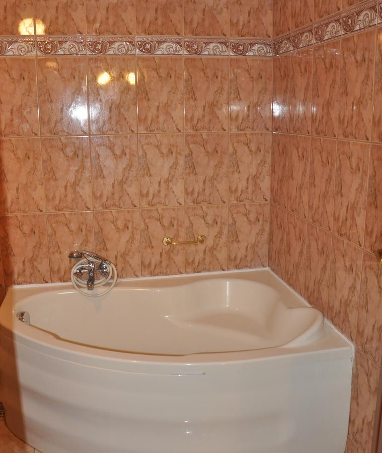 Hotel Mis Bochnia Luaran gambar